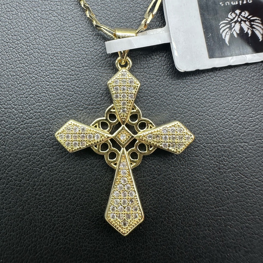NWT Retail $153.98 Elegant Gift Cross Pendant Necklace W/ 20inch‎ Chain